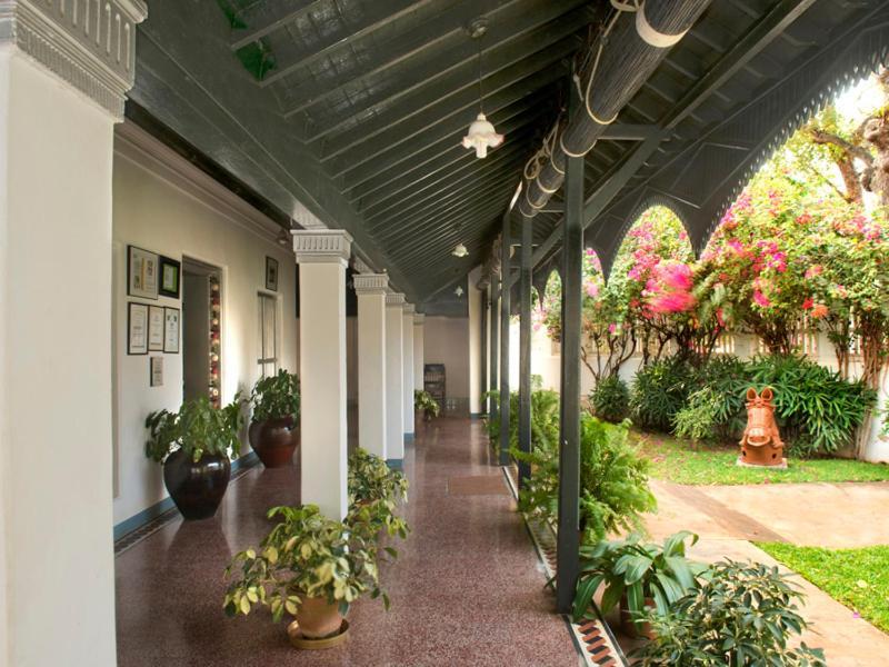 Hotel The Bangala Chettinad à Karaikkudi Extérieur photo