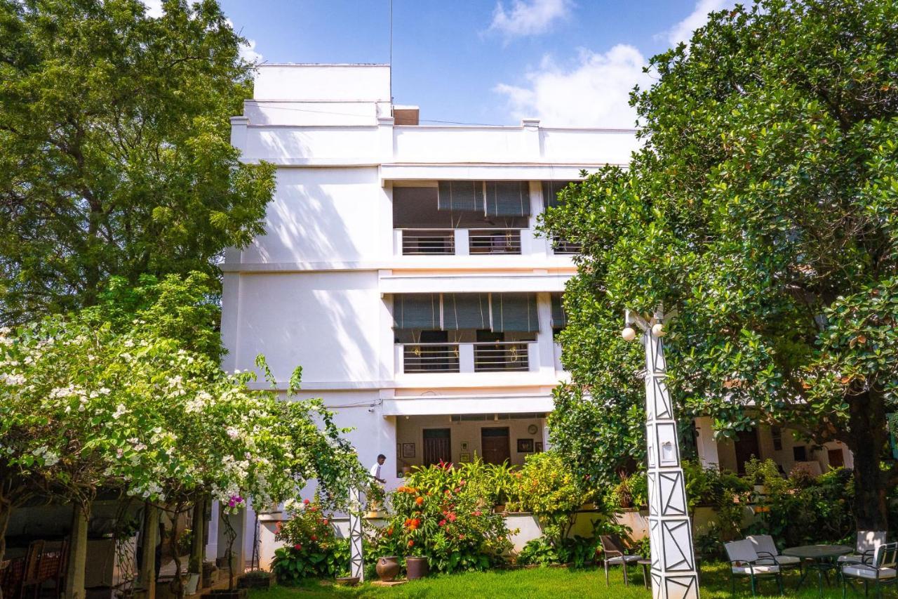 Hotel The Bangala Chettinad à Karaikkudi Extérieur photo
